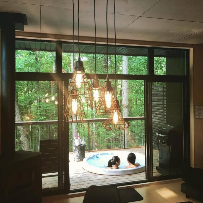 فيلا Cabin Sutton 252 - En Harmonie Avec La Nature! المظهر الخارجي الصورة